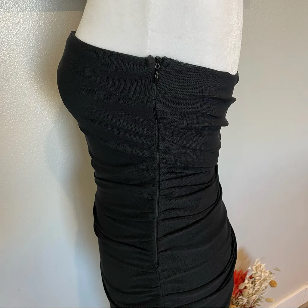 Hello Molly Black One-Shoulder Ruched Midi Dress - Image 5