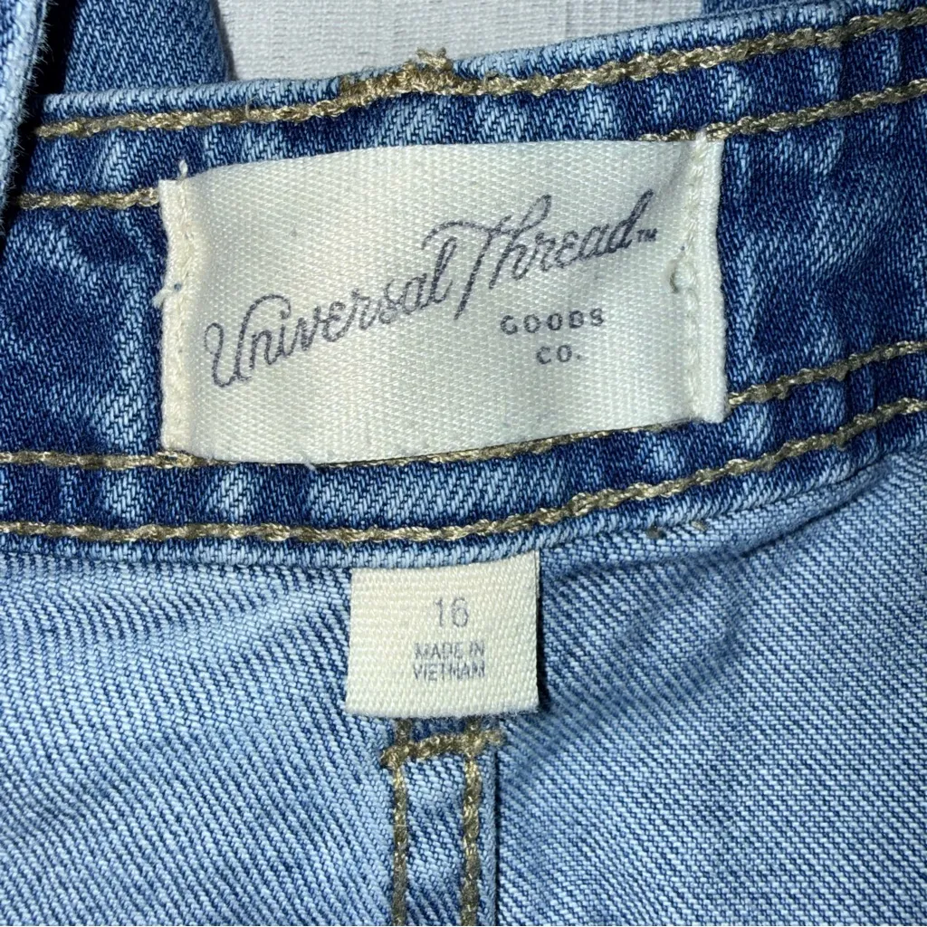 Universal Thread Women’s Light Blue Denim Overalls size 16 - Image 9