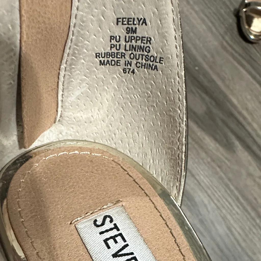 Steve Madden Metallic Gold Heels - Image 5