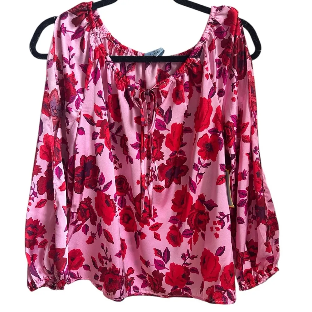 CECE Long Sleeve Blouse With Open Sleeve Detail small - Image 3