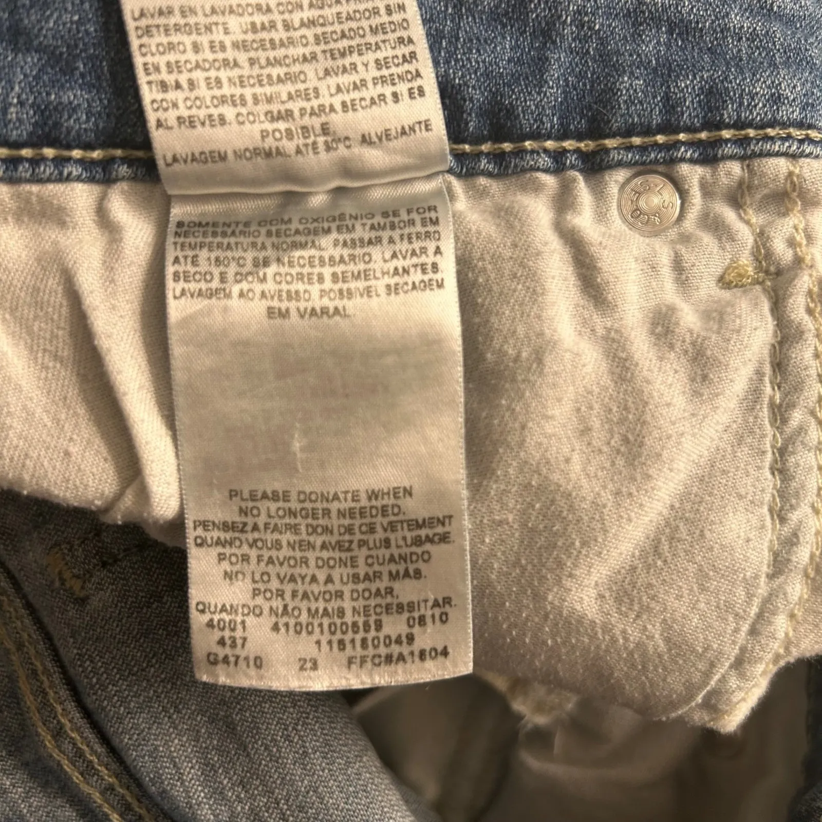 Levis Bootcut Low Rise Jeans Blue 9 - Image 10