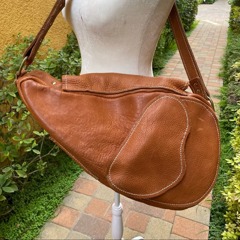 Custom made leather saddle bag - Image 6