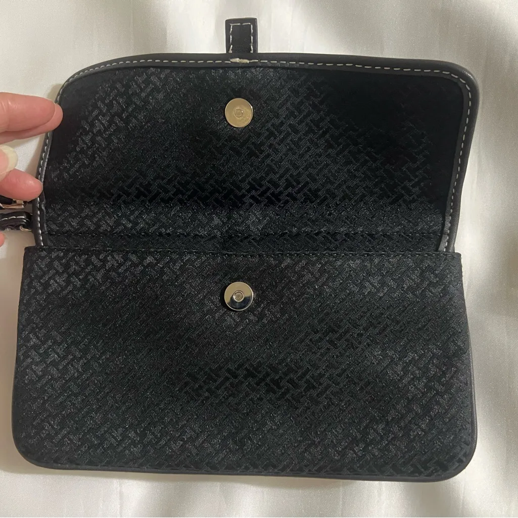 Talbots Black Wristlet Wallet - Image 2