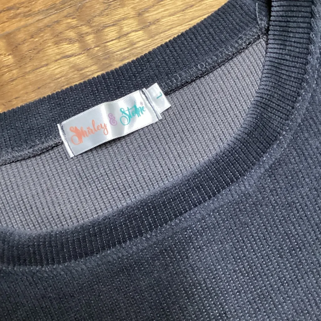 Shirley & Stone corded top. Charcoal gray. Size Large Gray - Image 8