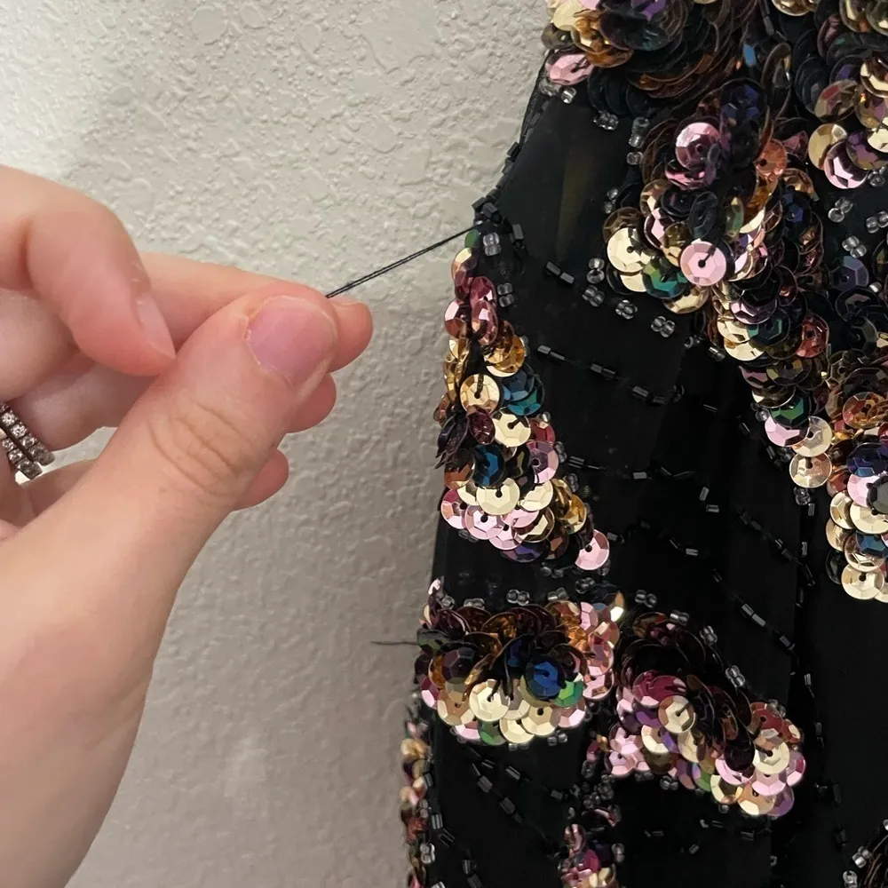 Vintage Oleg Cassini Beaded Blouse Small Shoulder Pads - Image 4