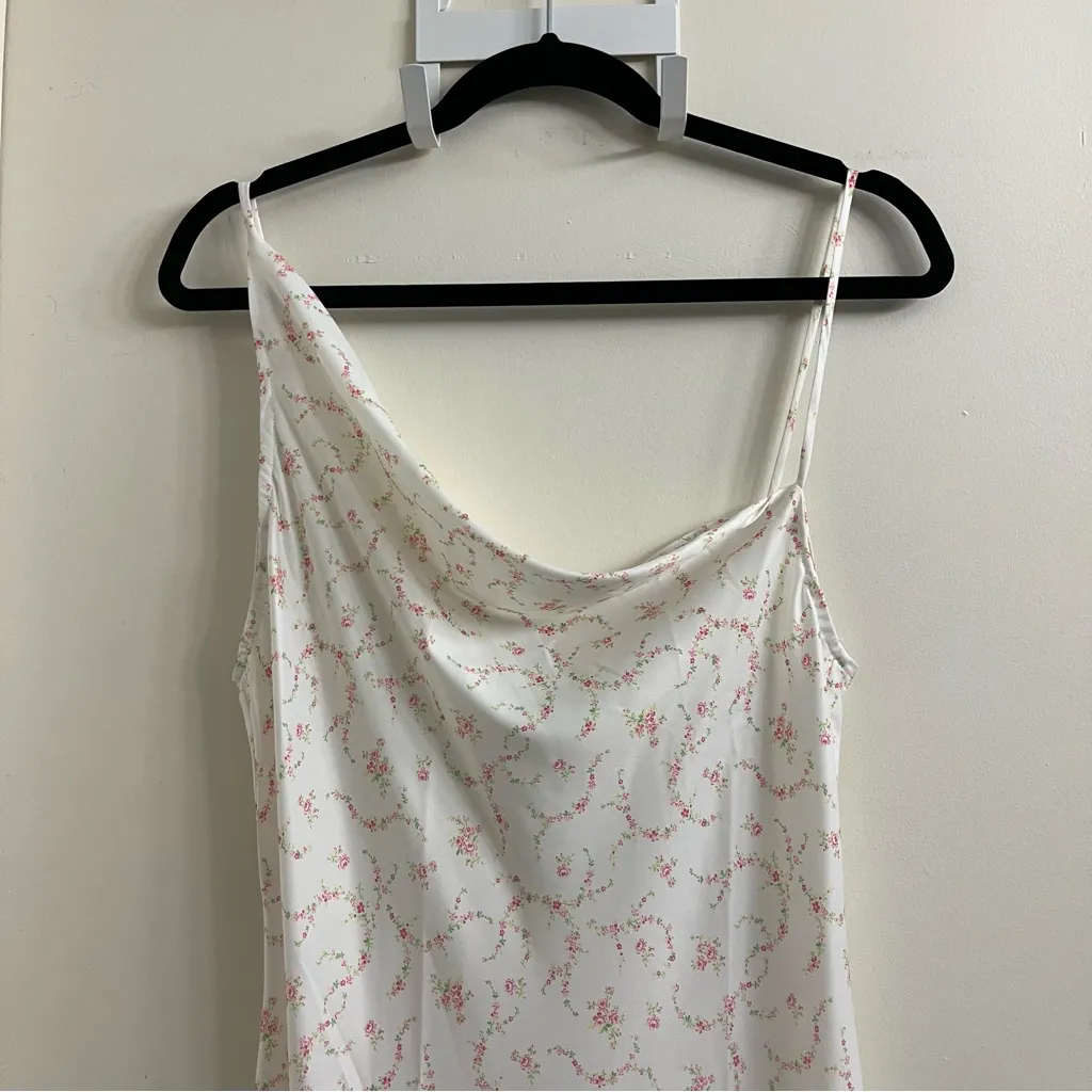 NWT Frankie’s Bikinis Cara Satin Maxi Dress Day Lily Floral Medium - Image 7