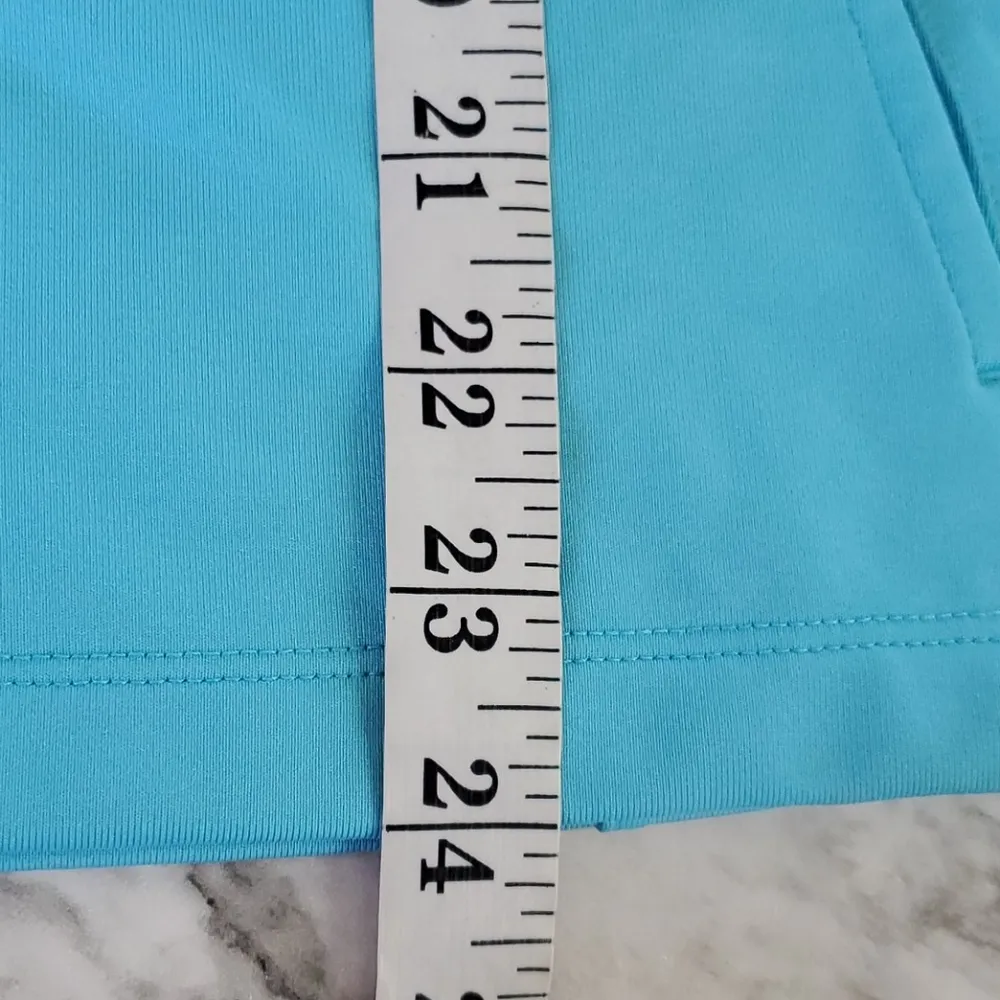 Under Armour track jacket size s - Image 7