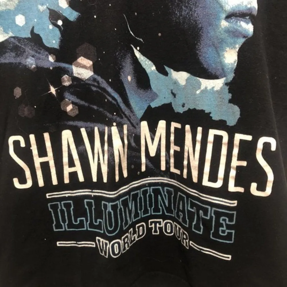 Shawn Mendes Illuminate World Tour TShirt - Image 3
