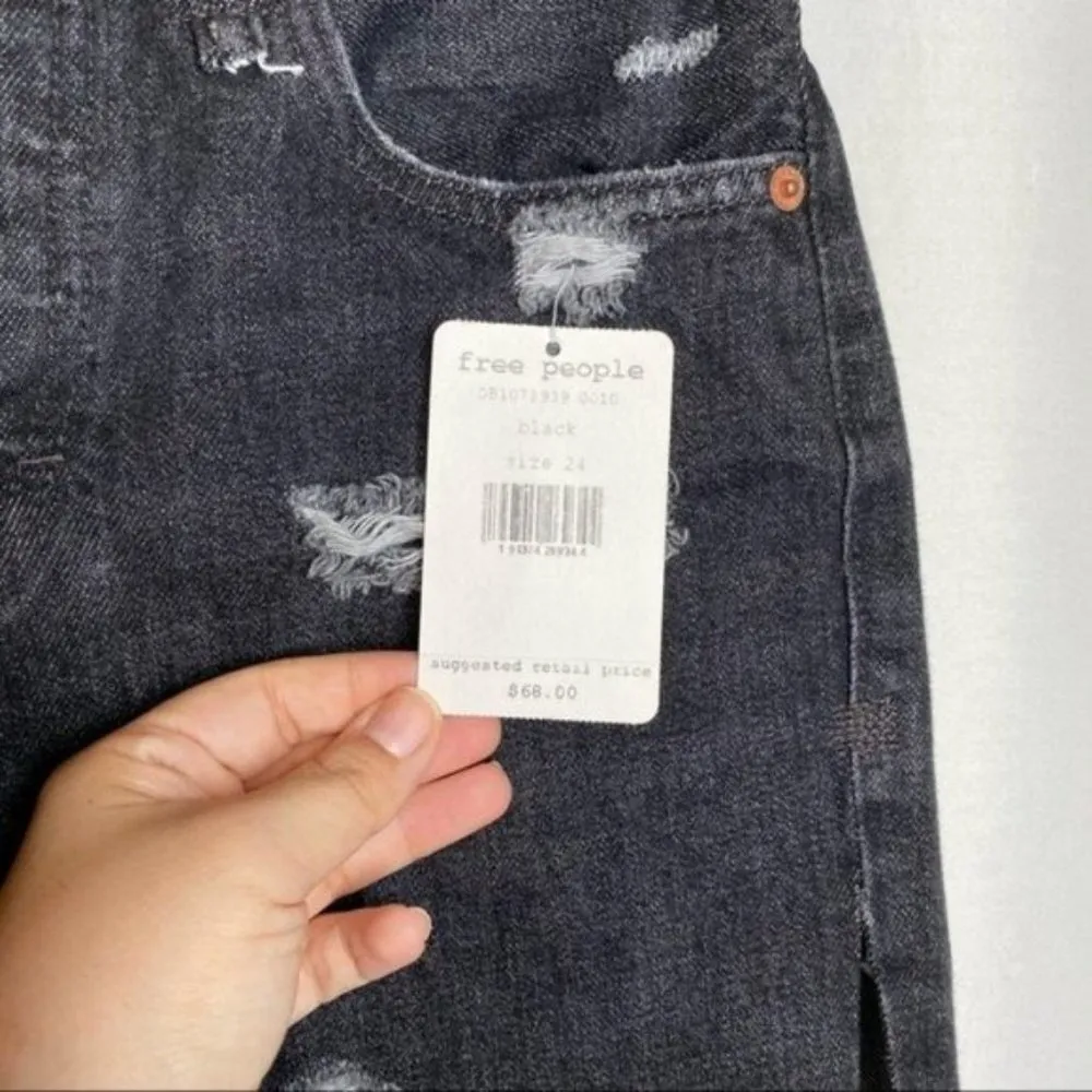 Free People NWT Makai Distressed Cut-Off Shorts in Black - Image 6