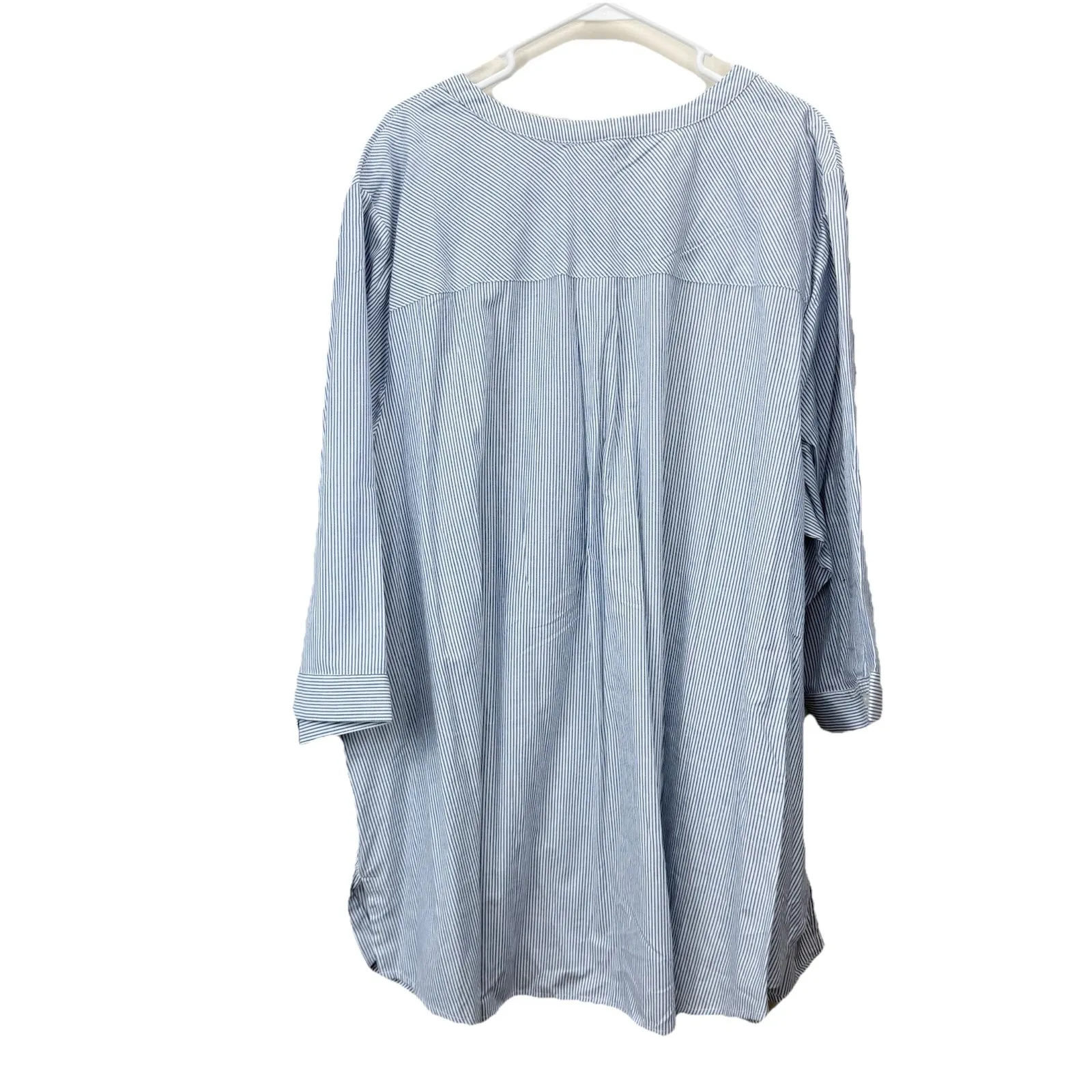 NWT Catherines Blue Stripe Floral Embroidered Button Up V Neck Top Size 4X - Image 6