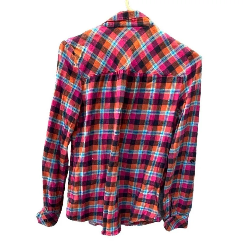 Levi’s size S flannel loose fit button down . - Image 3