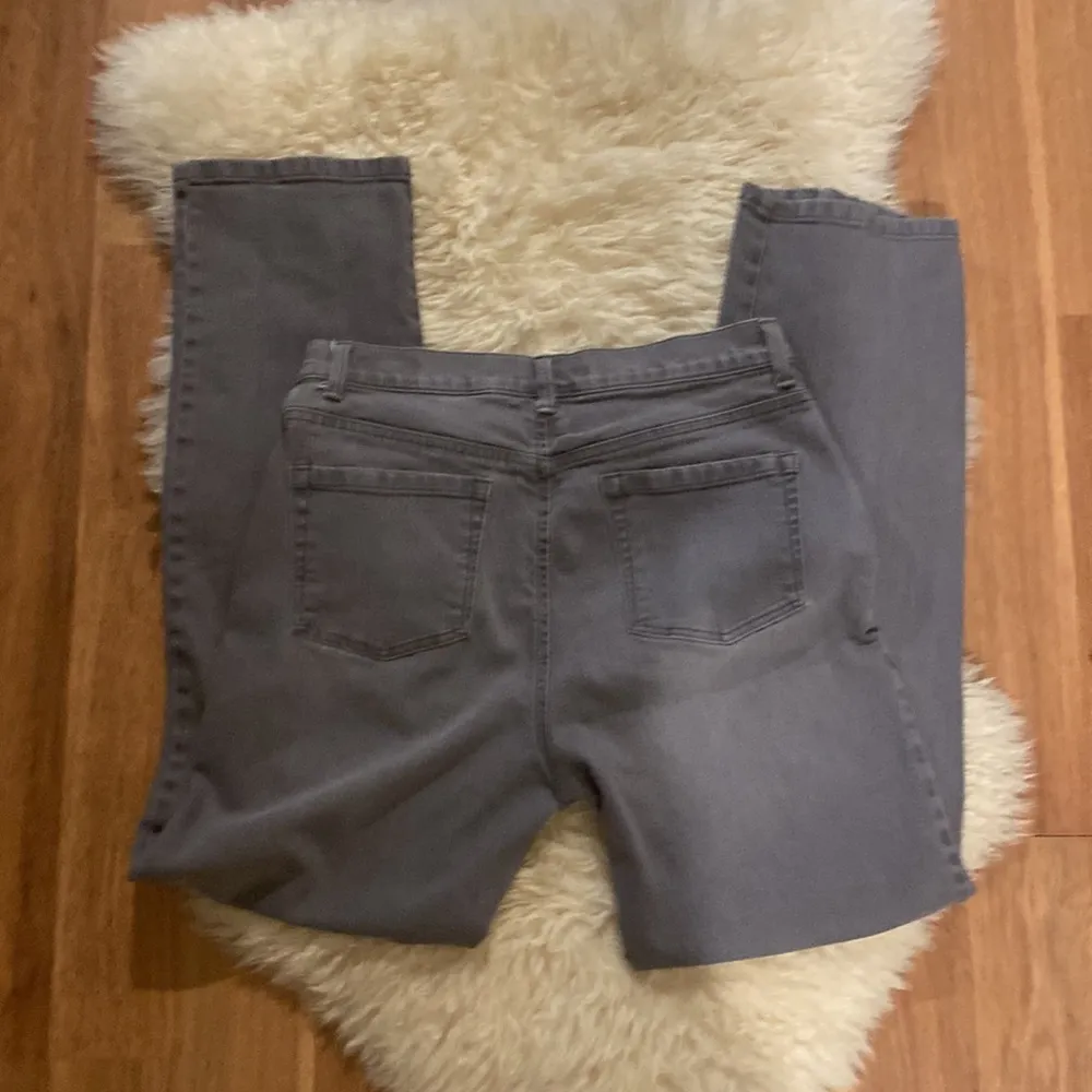 Gloria Vanderbilt Gray High Rise Straight Leg Amanda Denim Jeans EUC Sz 10 - Image 6