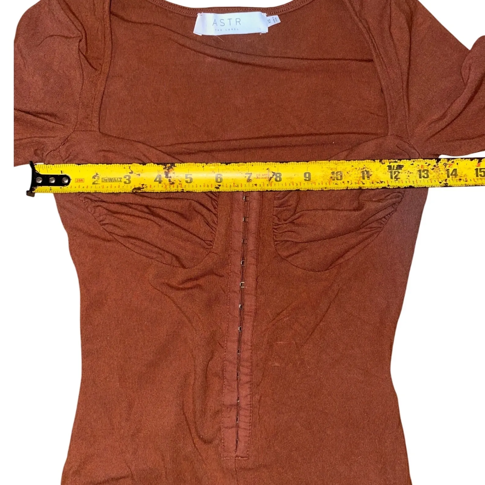 ASTR Hook & Eye Sweetheart Bodysuit In Brown XS - Image 3