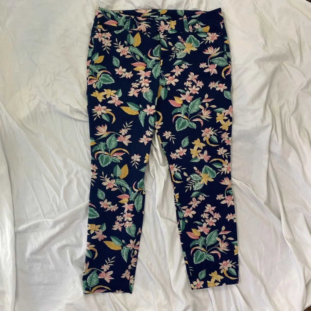 Old Navy Dark Blue Straight Slim Pixie High Rise Pants 12 / L - Image 2