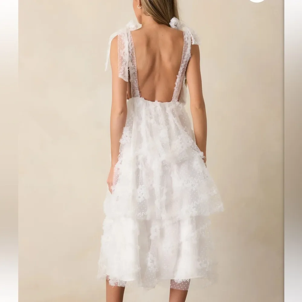 JUST ME White Lace Sleeveless Deep V-Neck Tiered Midi Dress Size L Open Back - Image 14