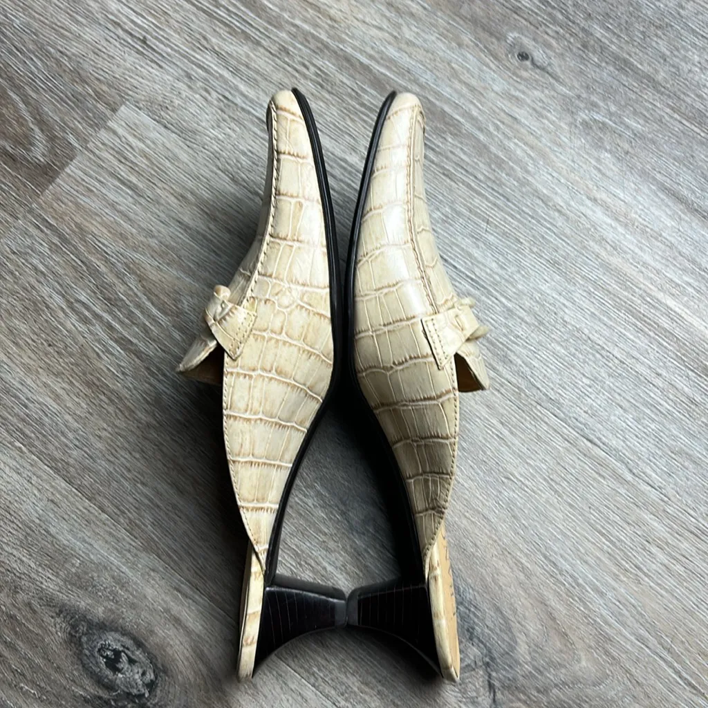 Franco Sarto Croc-Embossed Pumps  Size 8 - Image 9