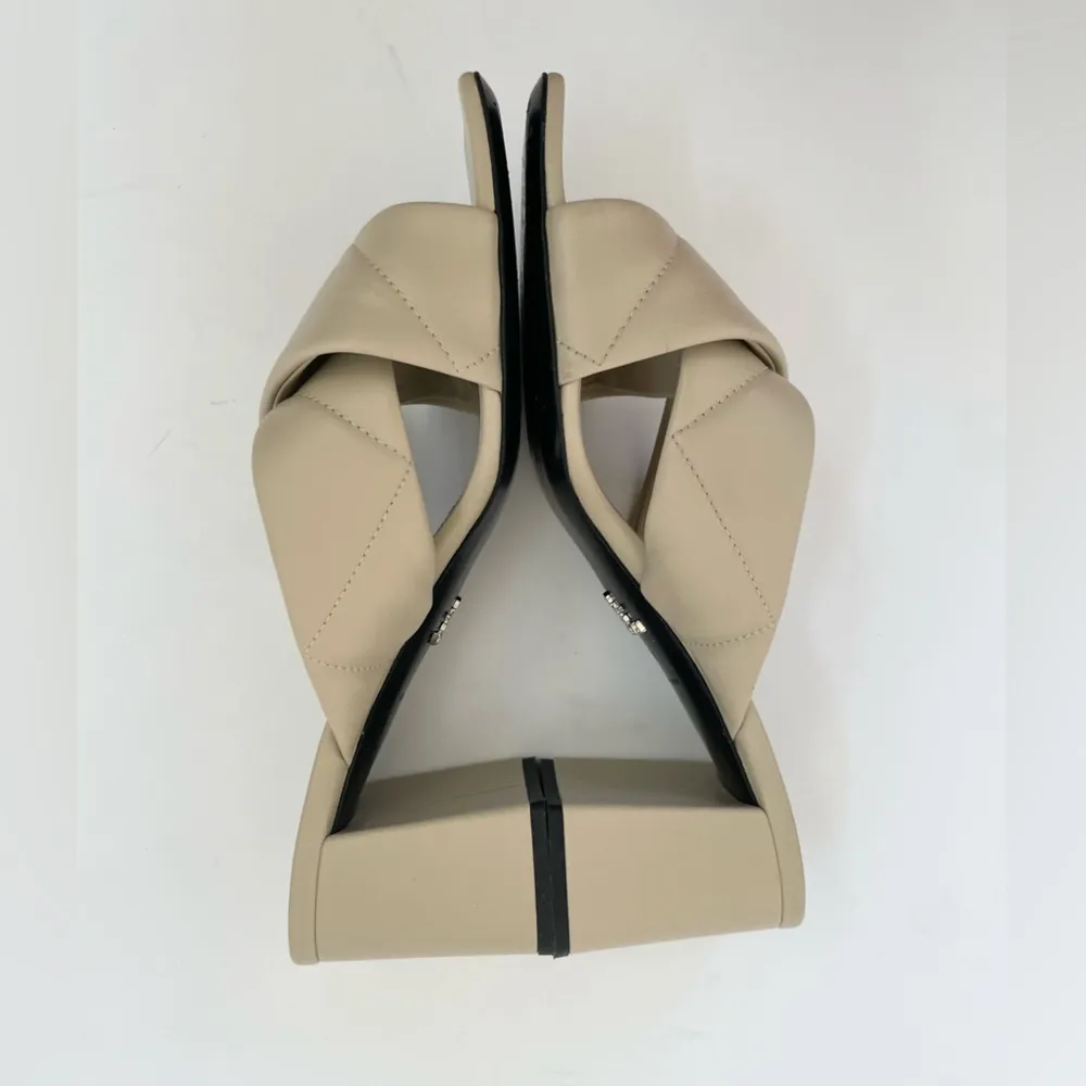 Prada Beige pebbled leather quilted criss cross 65mm block heel mules EU 40 - Image 7