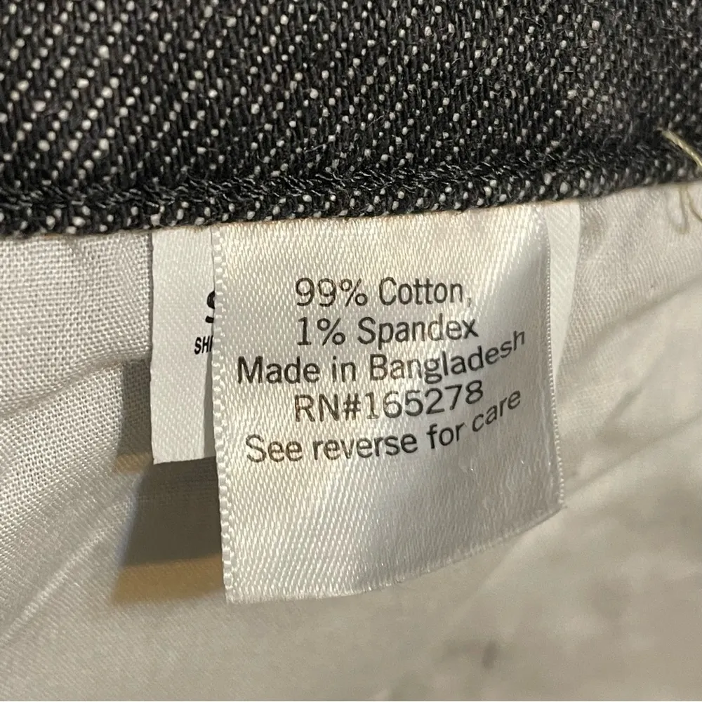 So High Rise Mom Shorts - Image 10