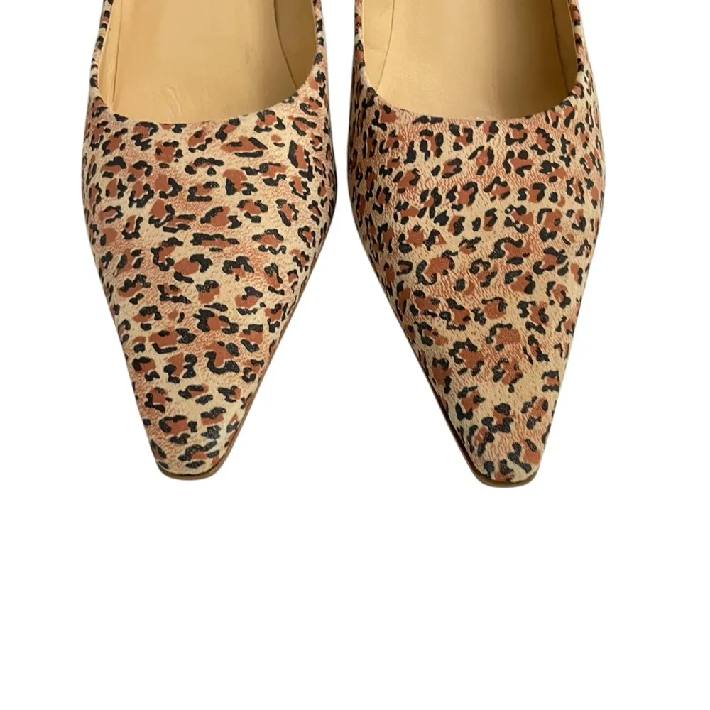 VTG Gianni Bini Brown, Carmel, Black Animal Print Suede 2”Heel
Pumps. - Image 7