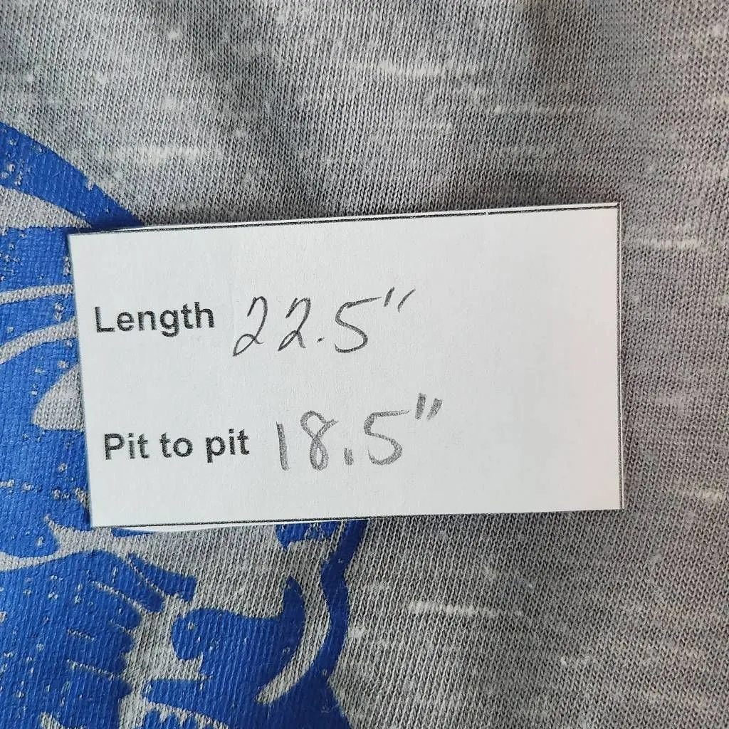 Colosseum Women's Gray University of Memphis Tigers Tee Size Medium - Image 7