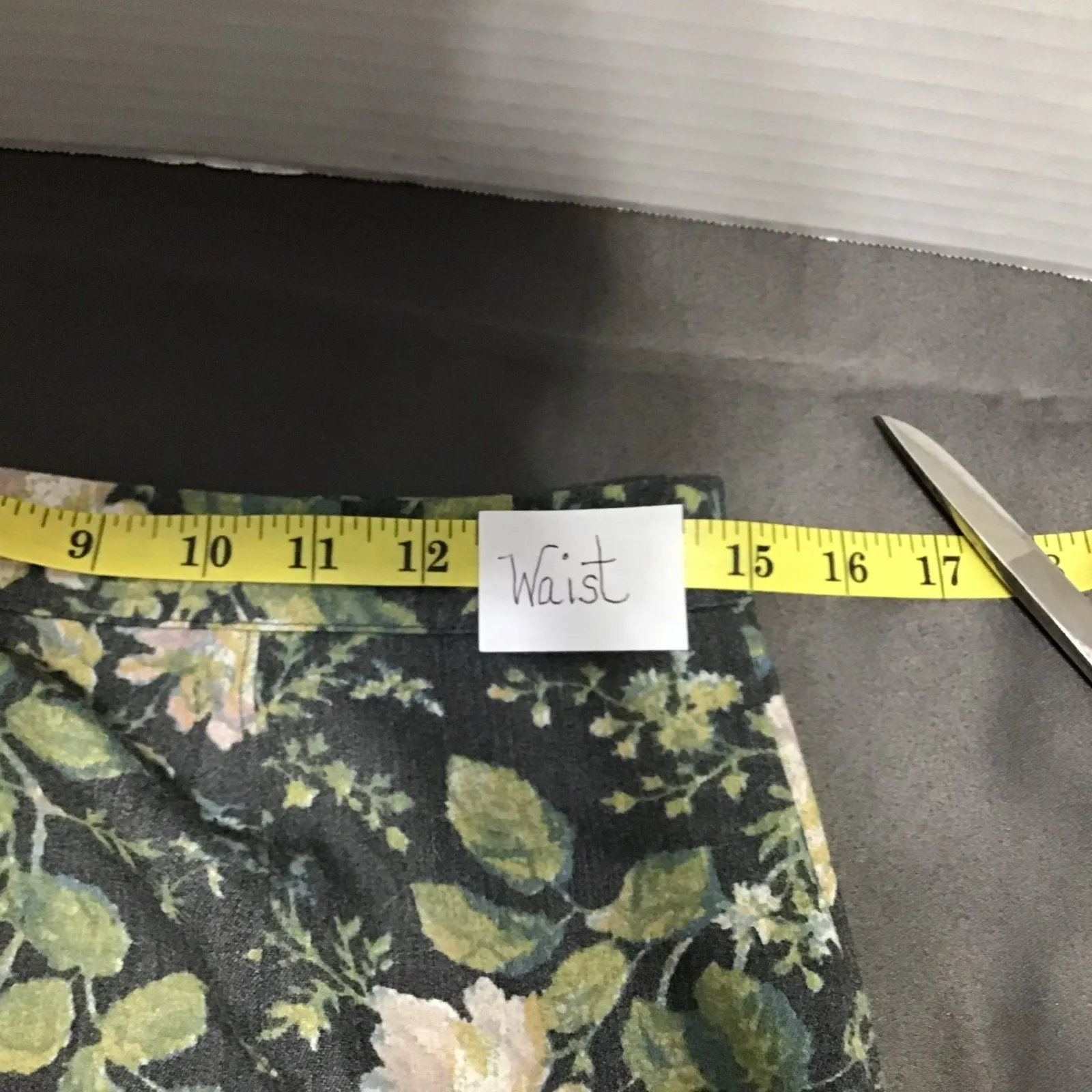 Free People Floral Pencil Skirt Black Green Lace Hem‎ Size 6 Boho Chic Romantic - Image 6