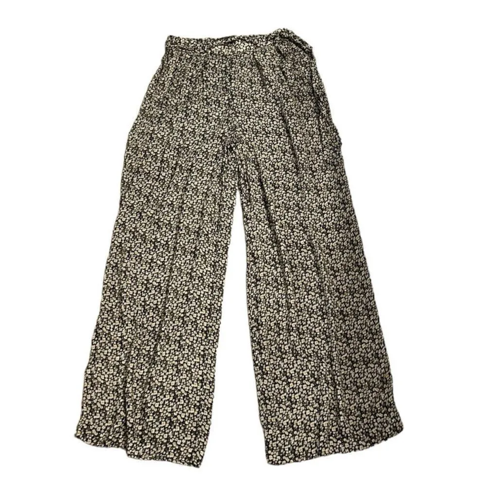 Zara Floral Print Brown Belted Lightweight
Pants(Size Small) - Image 2