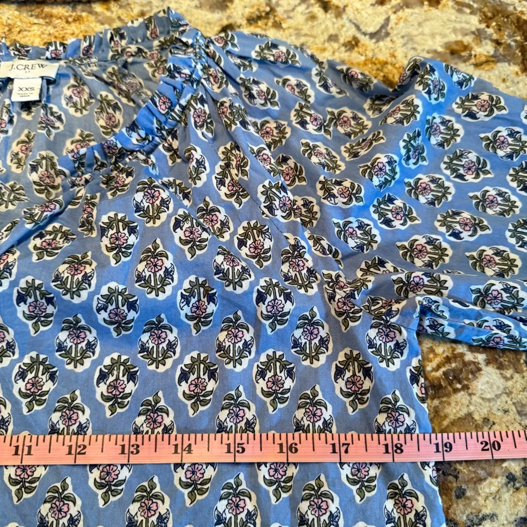 J Crew Artist Top Womens size XXS 2XS Blue Floral Notch Ruffle V-Neck Shirt - Image 6