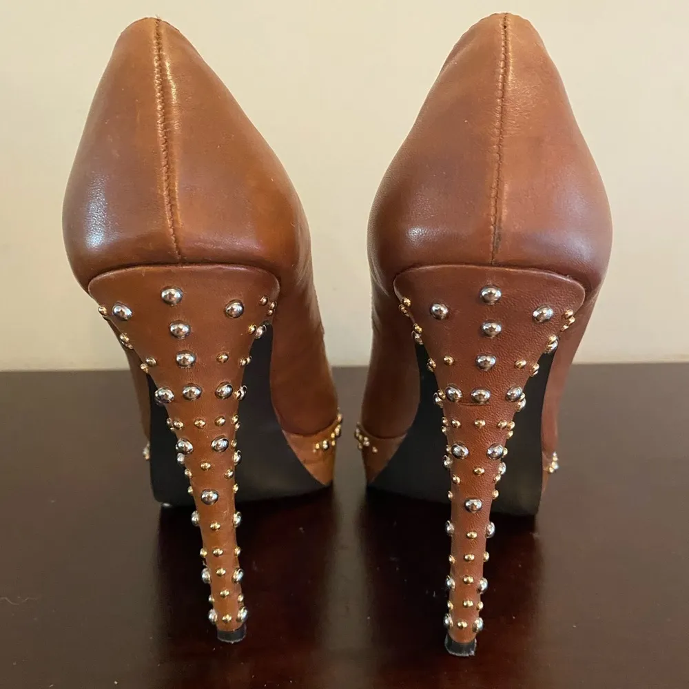 Size 7.5 brown Steve Madden heels with studded rhinestones - Image 3