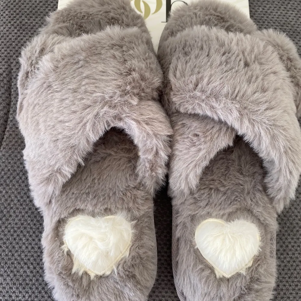 Valentines Grey Slippers - Image 2