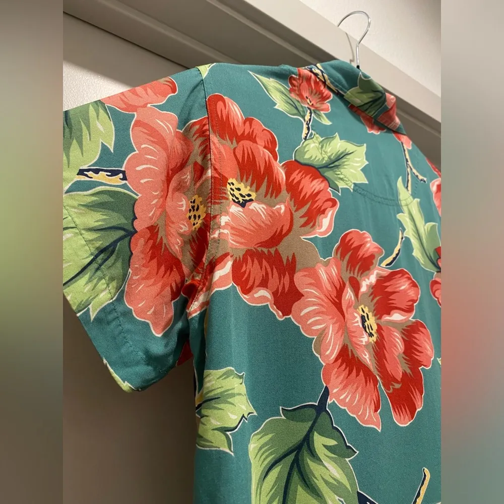 VTG 90s Liz Claiborne Green & Red Tropical Floral Button-Up Collared Shirt - SP - Image 9