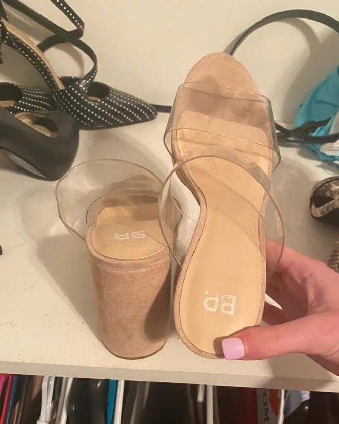 Heels Tan Size 5.5 - Image 2