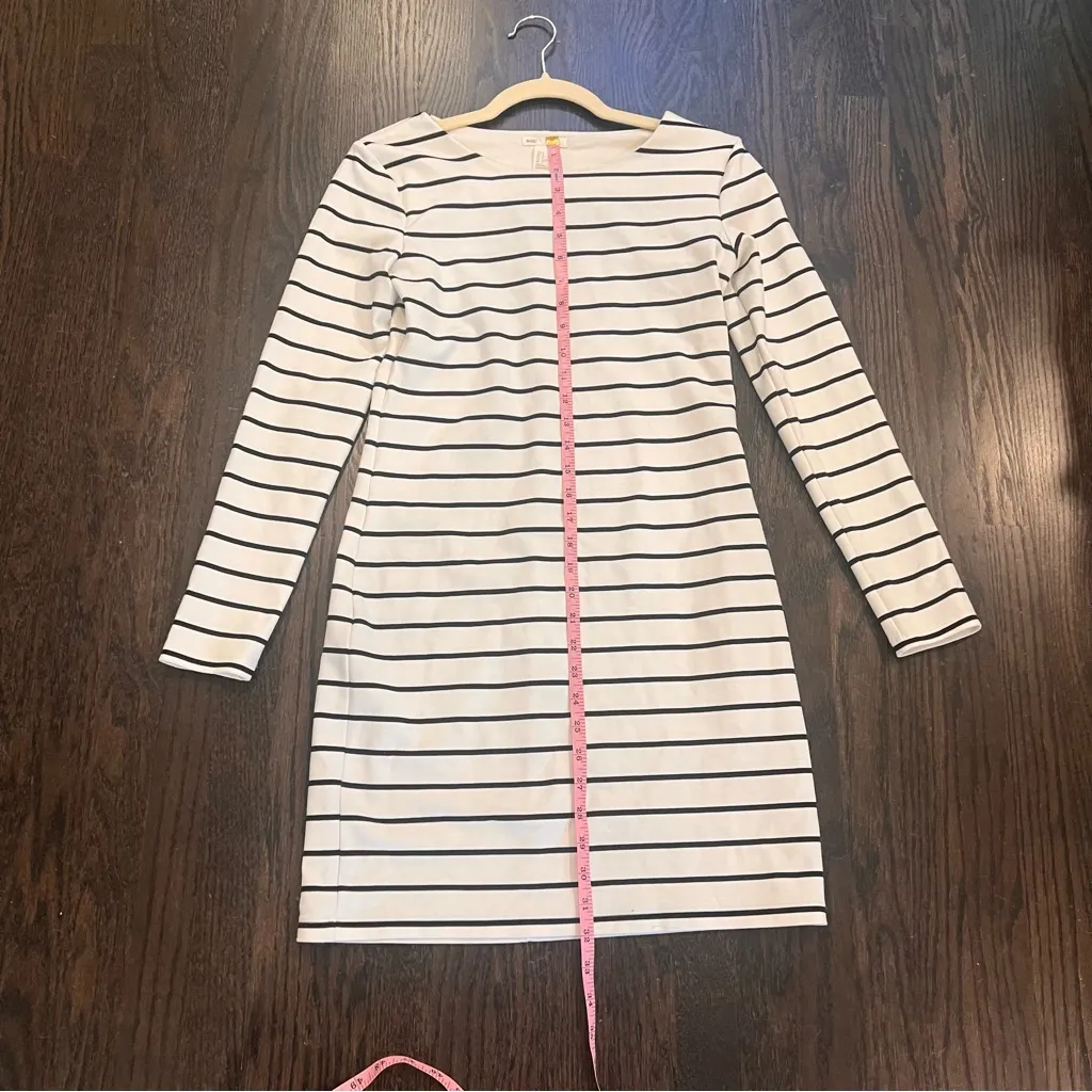 NWOT H&M Blue and White Striped Dress - Image 3