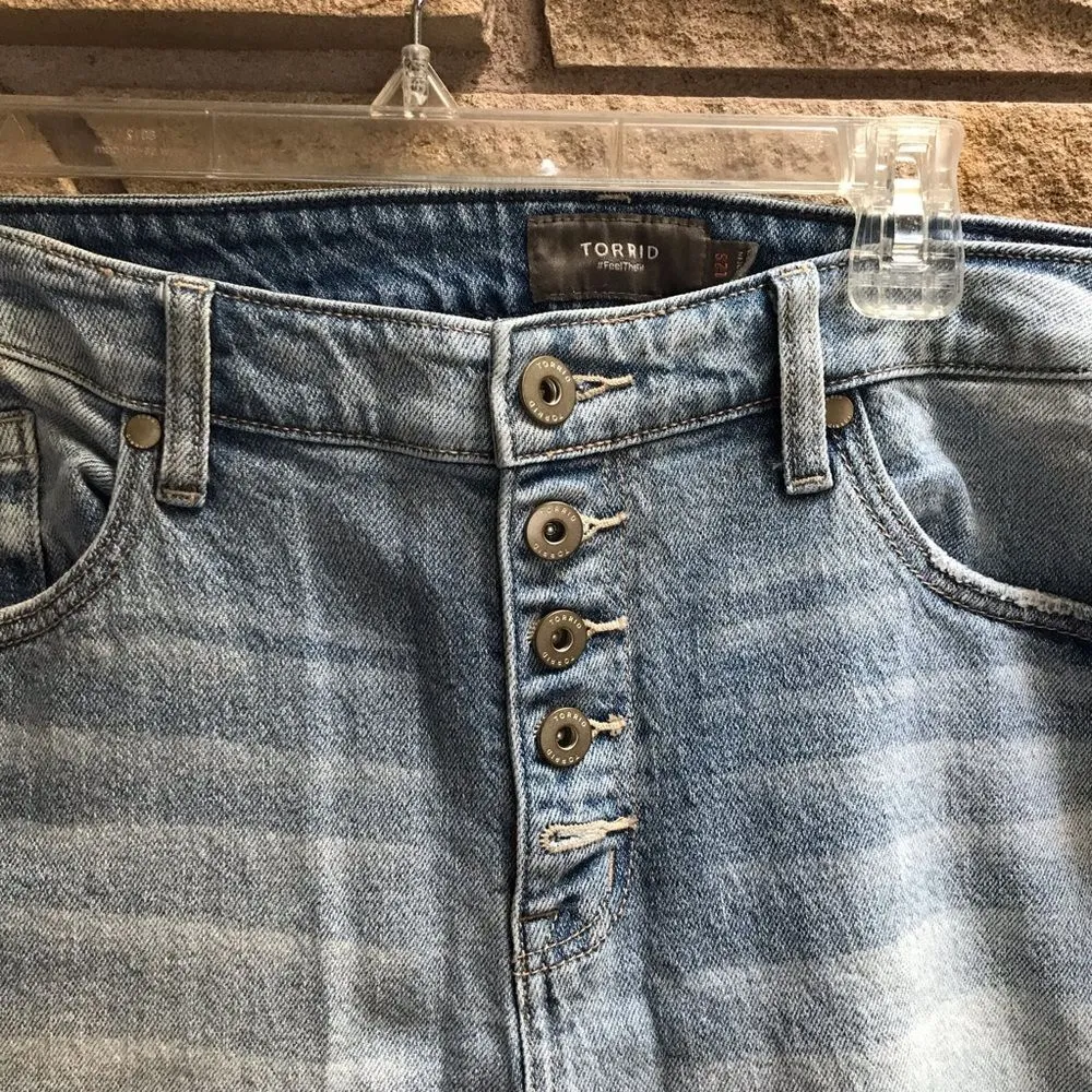 Torrid Stovepipe Straight Classic Denim High-Rise Jean 12 short - Image 7
