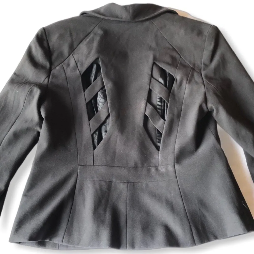 Carmen Marc Valvo Rayon Blend Cutout Blazer Black Size 6 - Image 7