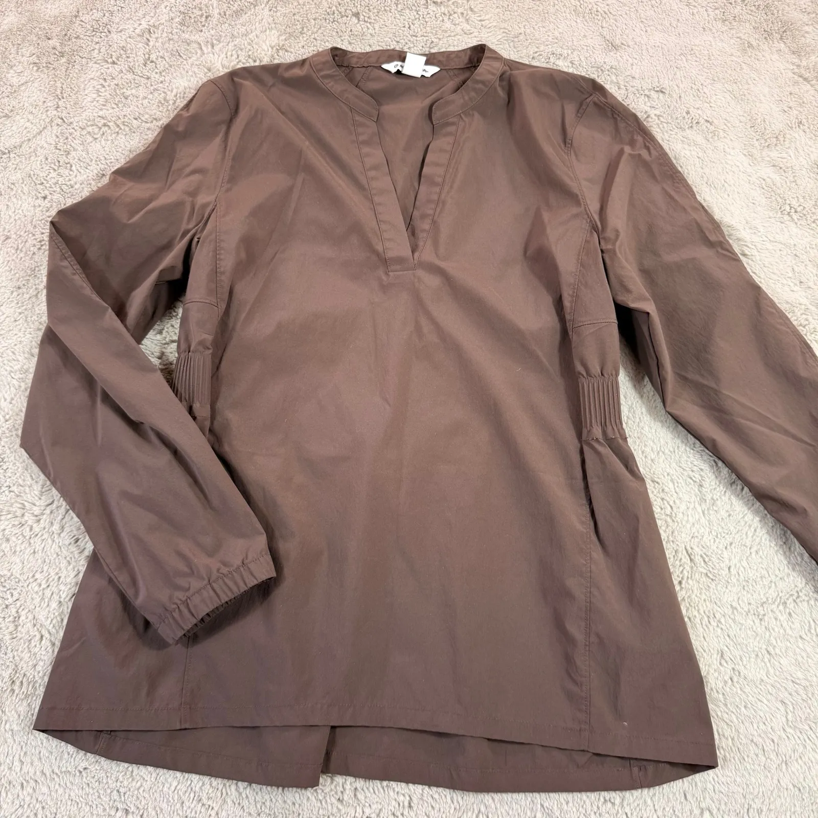 Athleta Brown Long Sleeve V Neck Tunic Top Women‎ Size M Outdoor Hiking Gym - Image 9