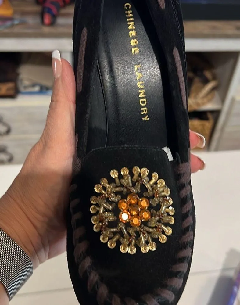 Chinese laundry Cammie suede, black moccasin heels - Image 8