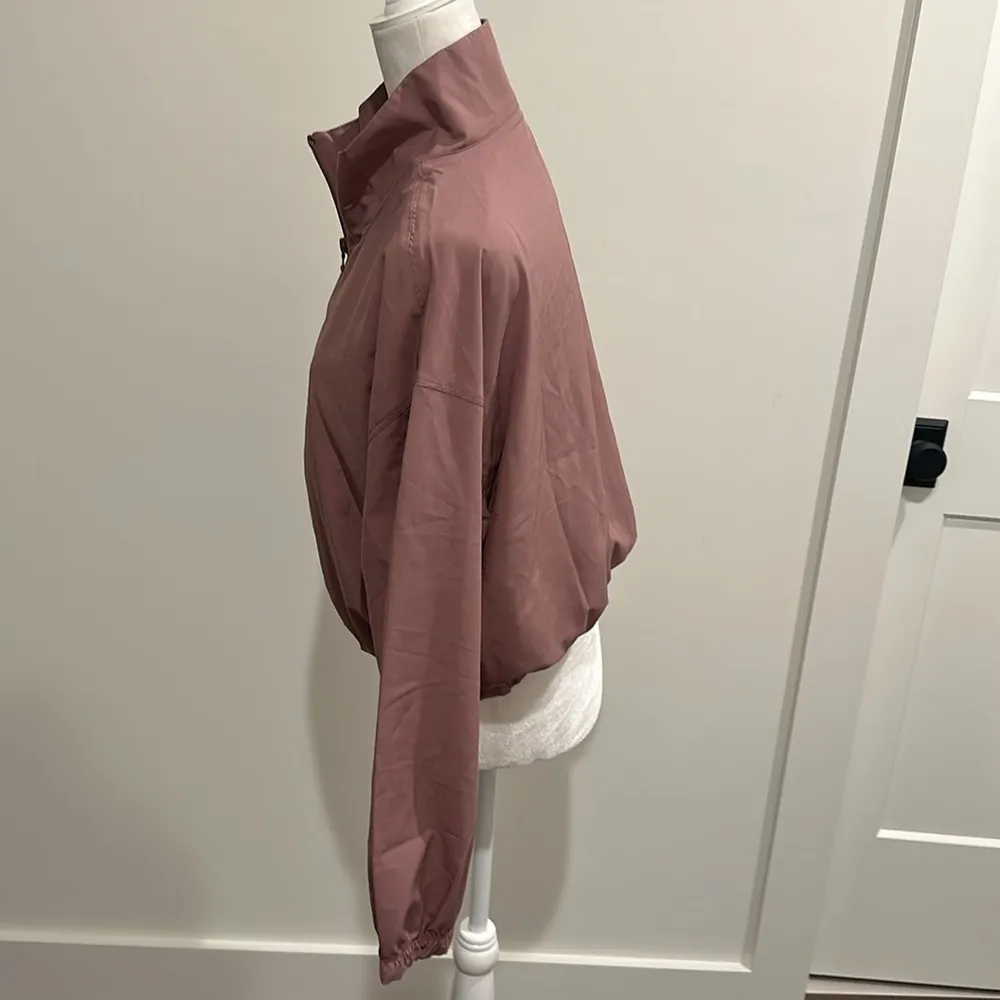 Old Navy NWT  Active Lightweight Jacket Sz M - Image 4