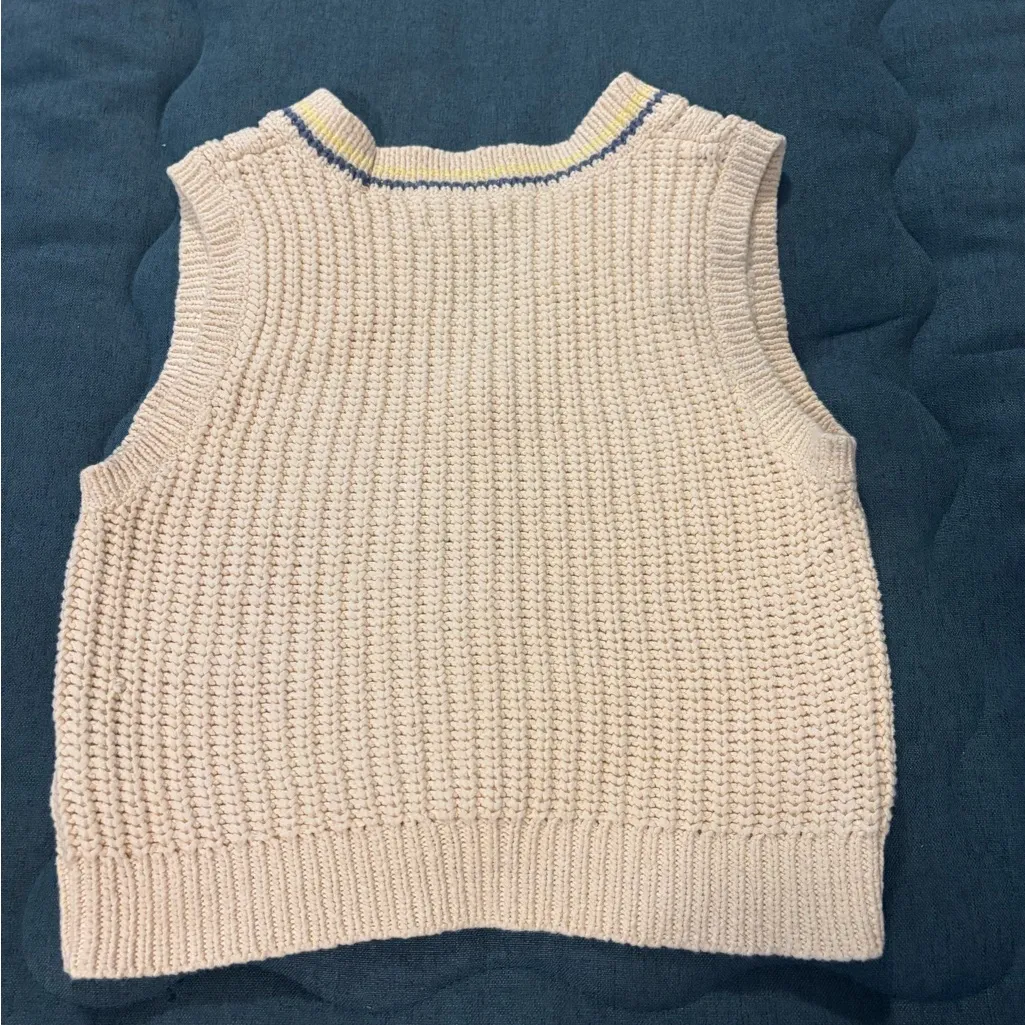 American Eagle Cable Knit Sleeveless Sweater Vest - Image 6