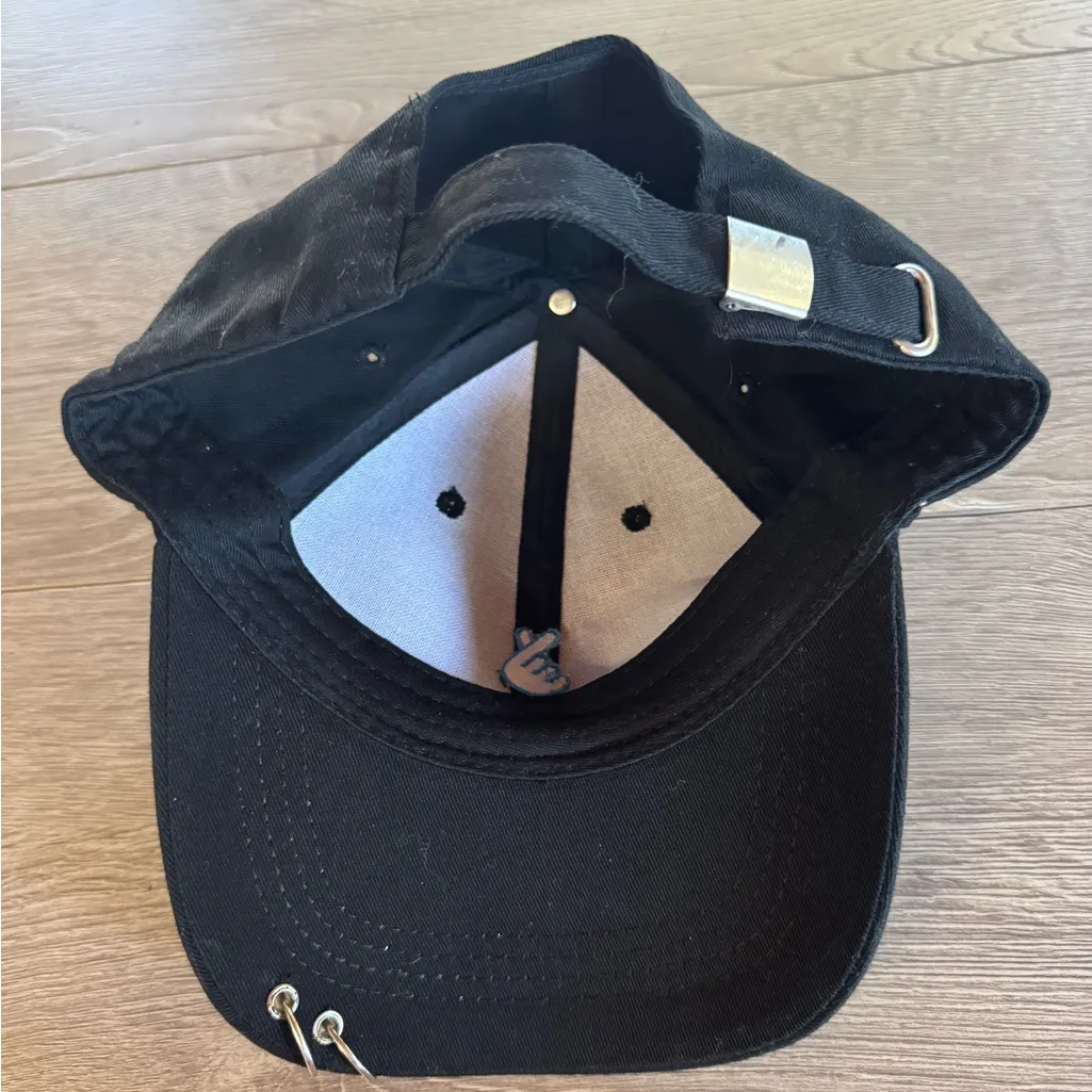 KCON Finger Heart Double Ring Black Baseball Cap Hat - Image 2
