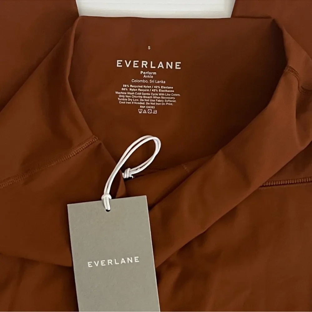 EVERLANE The Perform Ankle Legging in Copper - Image 6