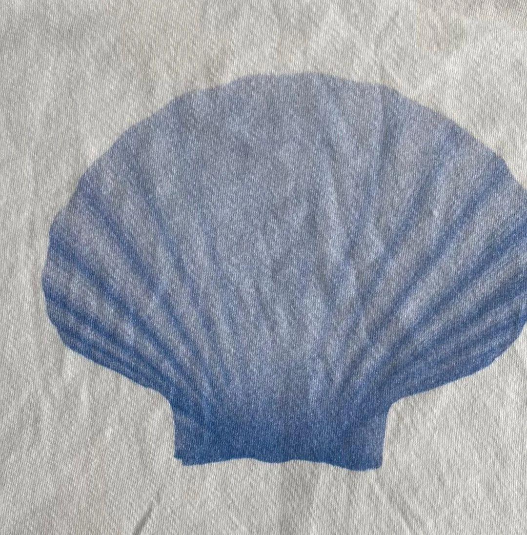 graphic Tee - Image 2