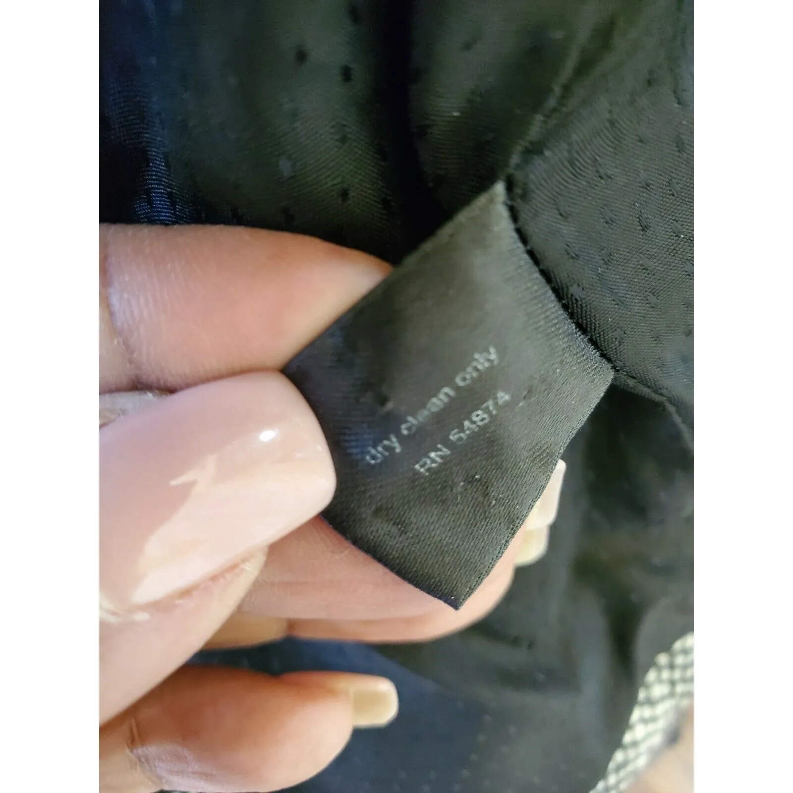 The Limited Women's Vintage Small Black Wool Tweed Cropped Fitted Career Blazer - Image 9