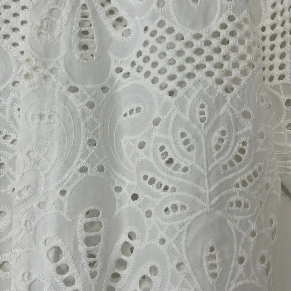 Talbots Stunning White Eyelet Short Jacket - Image 3