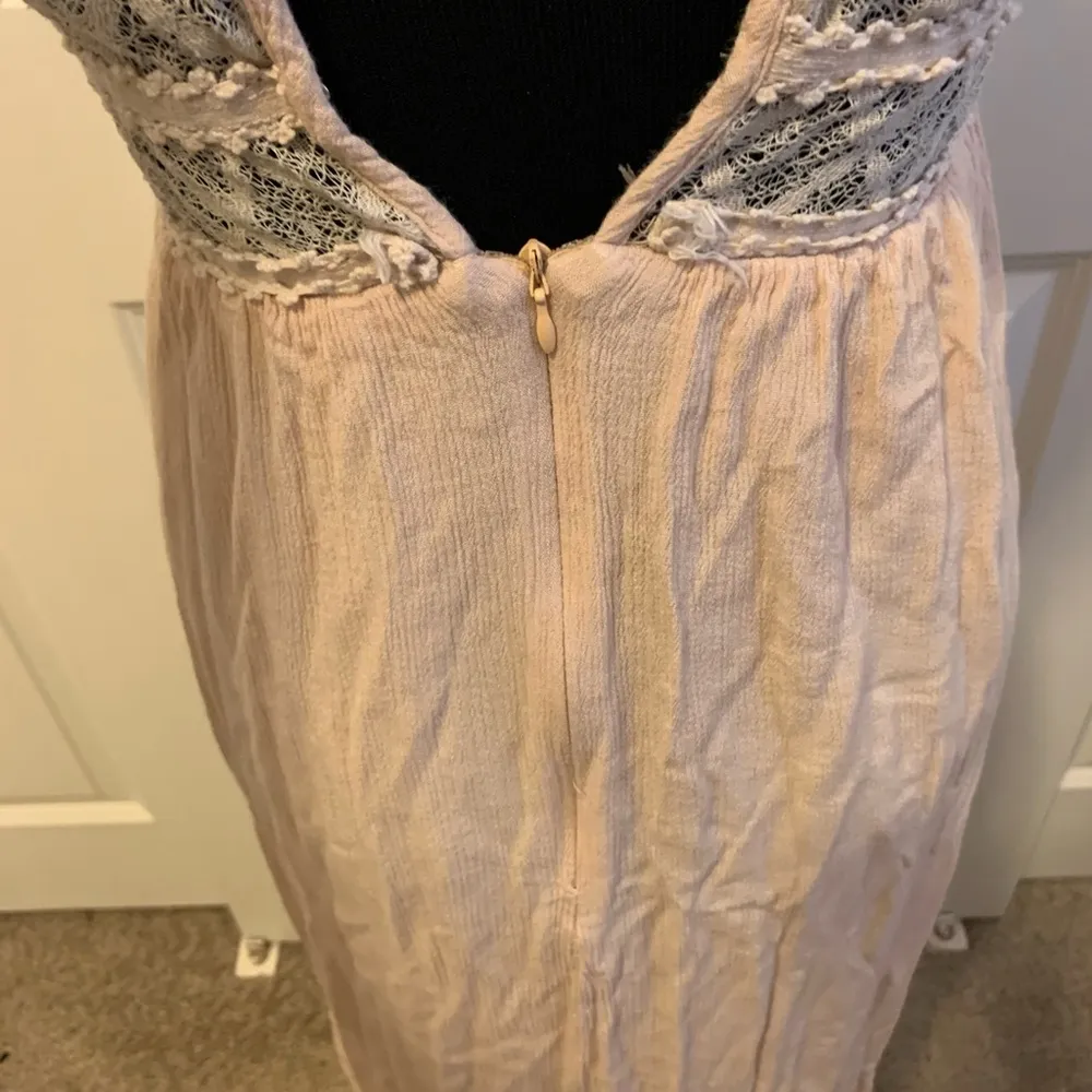 Pale pink lace crochet dress - Image 6