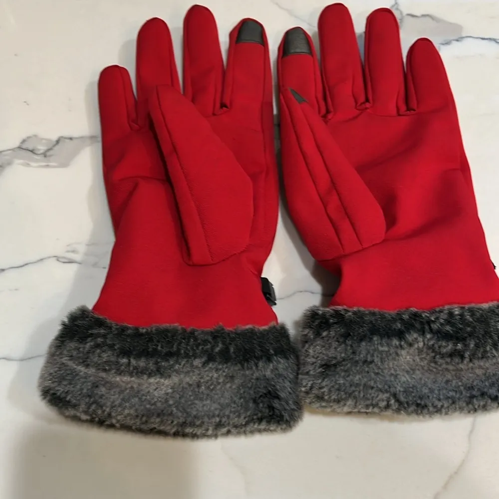 Head ladies red gloves with fur cuffs - Image 2