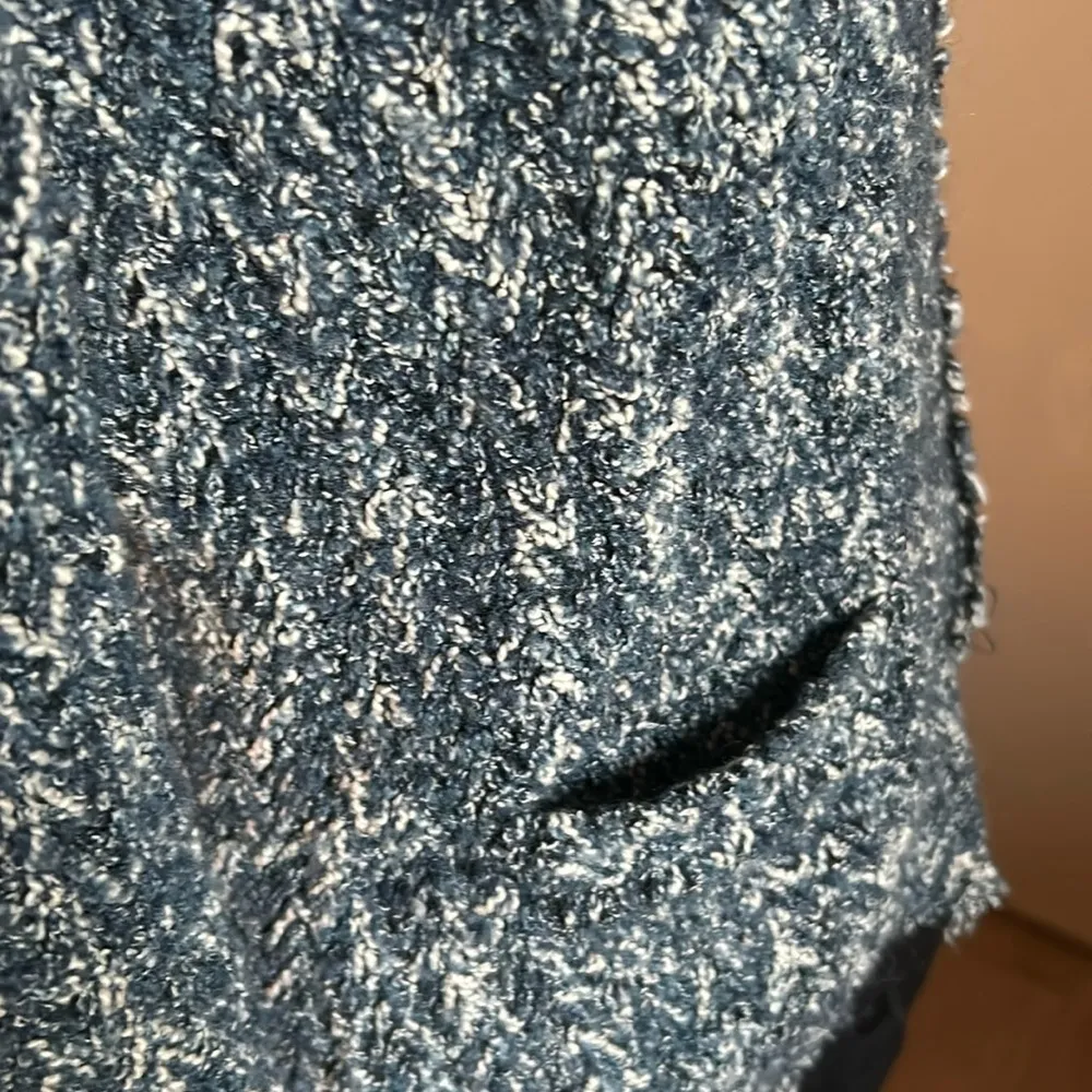 a.n.a. Sleek Tweed Style Boucle Style 3/4 Asymmetrical Zip Preppy Office Jacket - Image 4