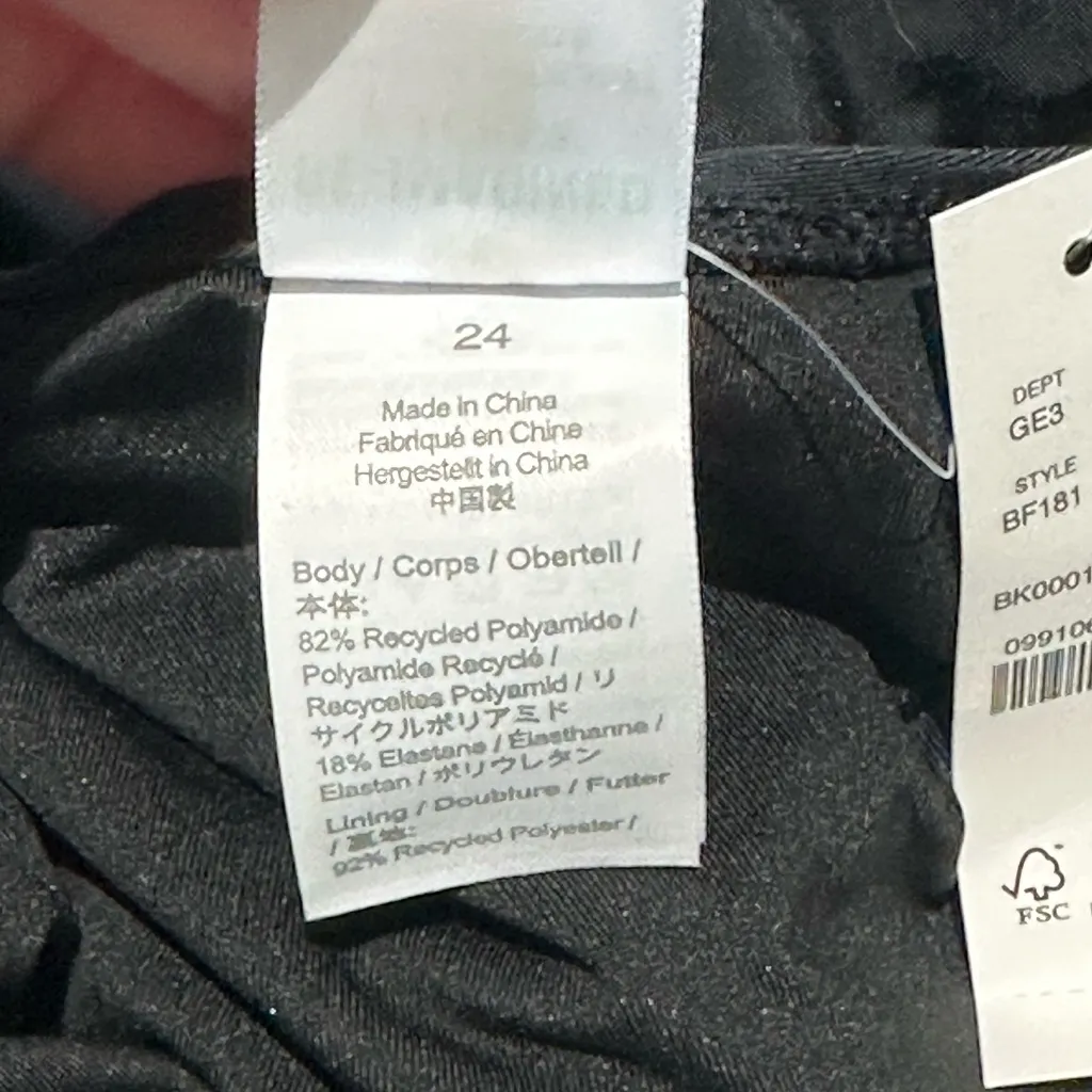 J. Crew Women’s Classic Black O-ring V-neck One Piece Swimsuit Size 24 New - Image 8