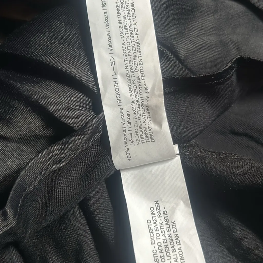 NEW‎ Zara Black Satin LS Gold Accent Wrap Mini Dress Size Small - Image 7