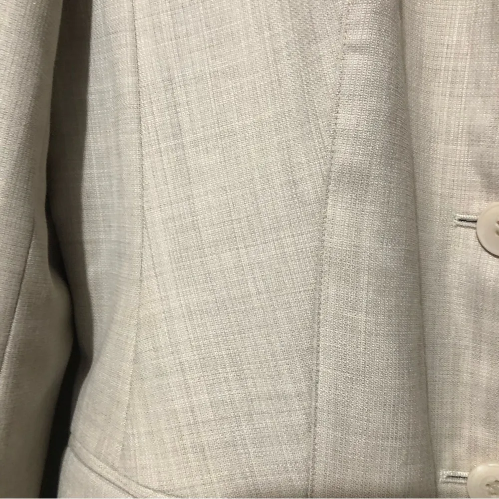 Ann Taylor Loft Suit Jacket Size 6 - Image 6