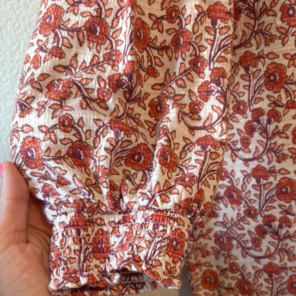 Wonderly Blouse with Floral Pattern and puff sleeves Small - Image 3